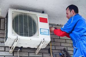 24/7 and Emergency HVAC Near Palm Springs, FL | Air Conidtioning and Heating Contractors